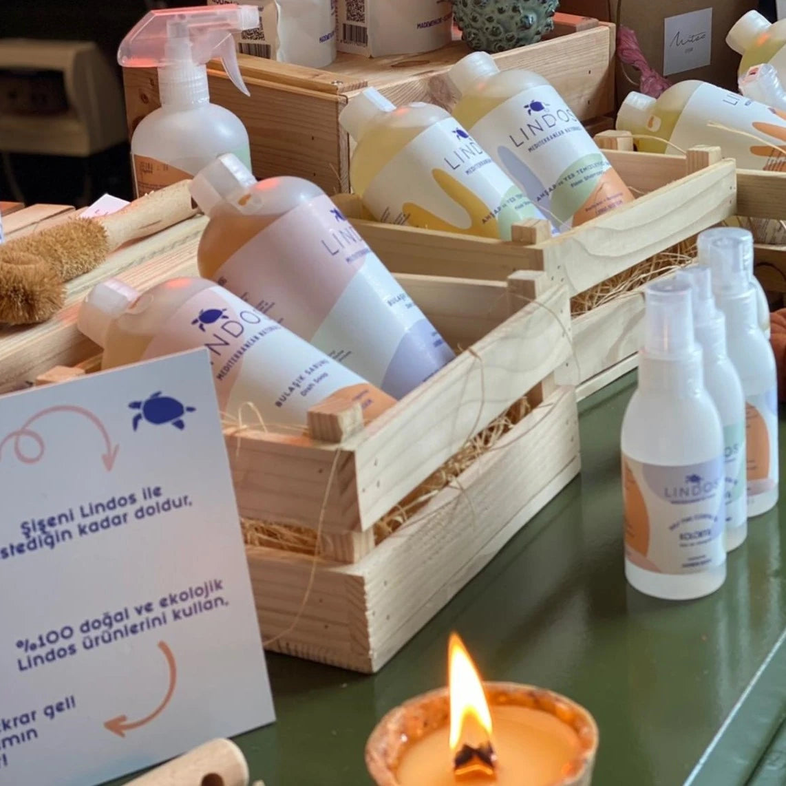 Lindos Naturals Küçük Boy Ahşap Sandık 21x16,5x8 cm – Doğal temizlik ürünleri için sürdürülebilir hediye ve saklama kutusu